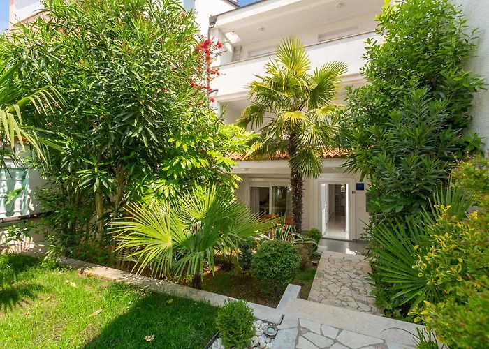 Modern apartment Zen with private garden